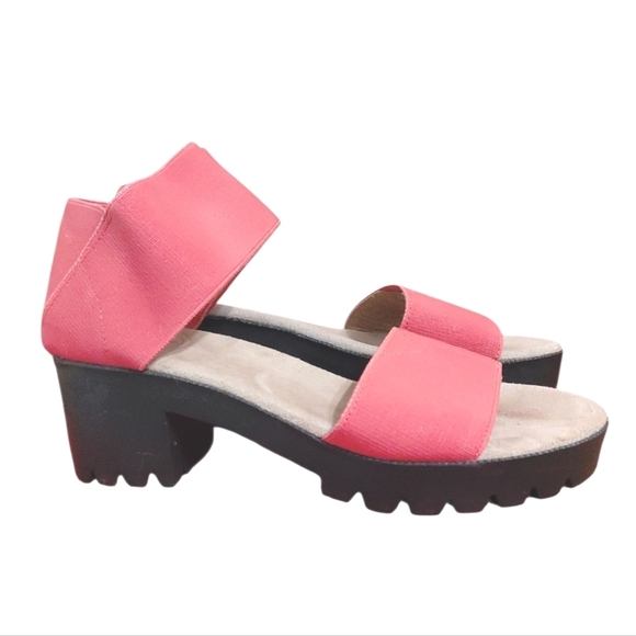 NEW CHARLESTON SHOE CO. Cooper Coral Pink Block Heel Sandal Size 6 - Picture 6 of 10